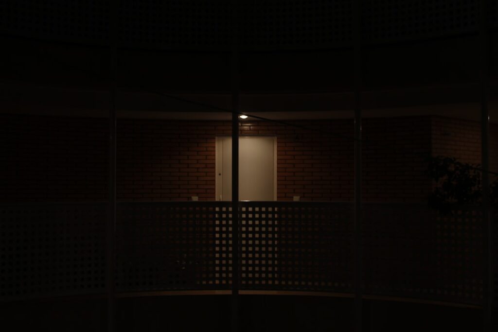 Saubere Sicht und Schutz: Außenjalousien richtig reinigen